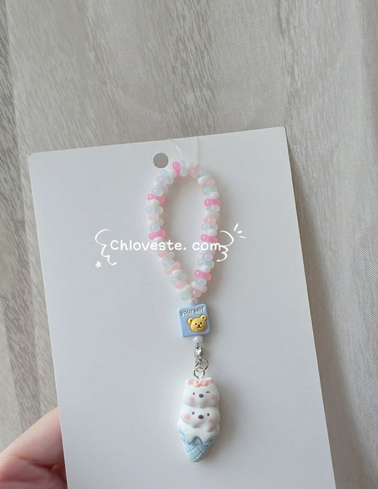 White bear ice cream keychain