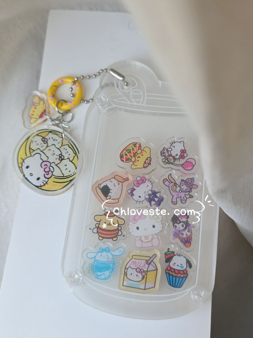 Custom acrylics shaker by Chloveste